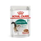 Royal Canin Feline Health Nutrition Instinctive 7+ 12 x 85 g - La Compagnie des Animaux